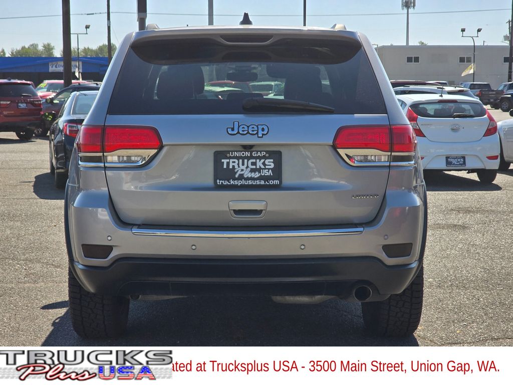 2019 Jeep Grand Cherokee Limited photo 3