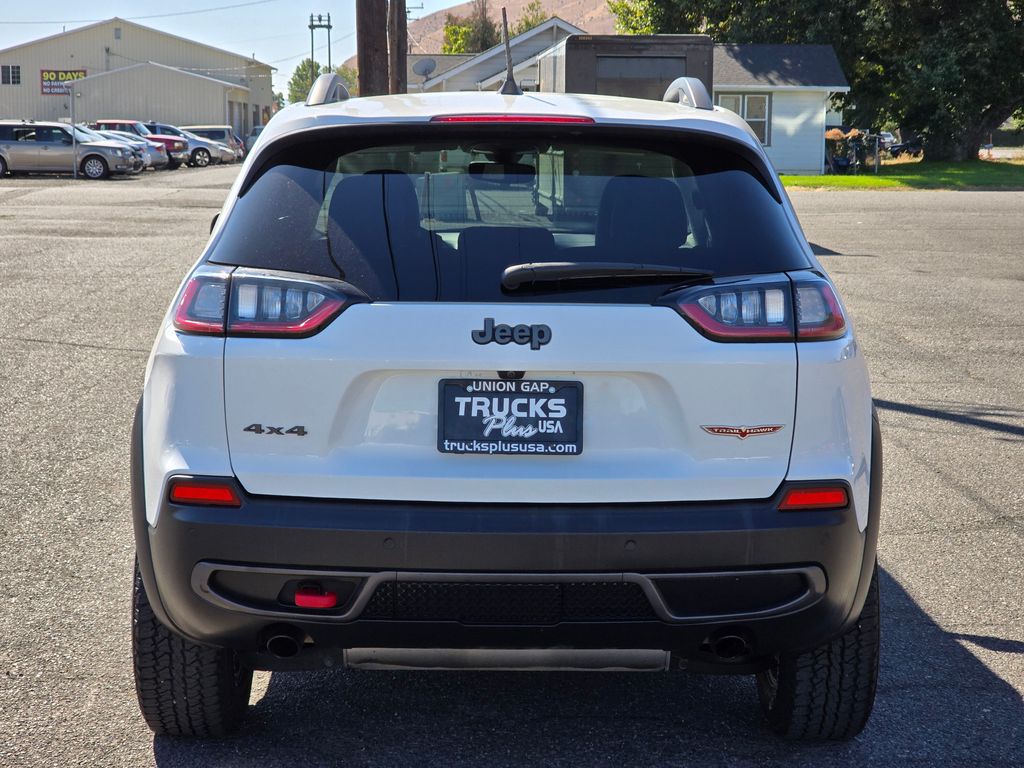 2019 Jeep Cherokee Trailhawk photo 3