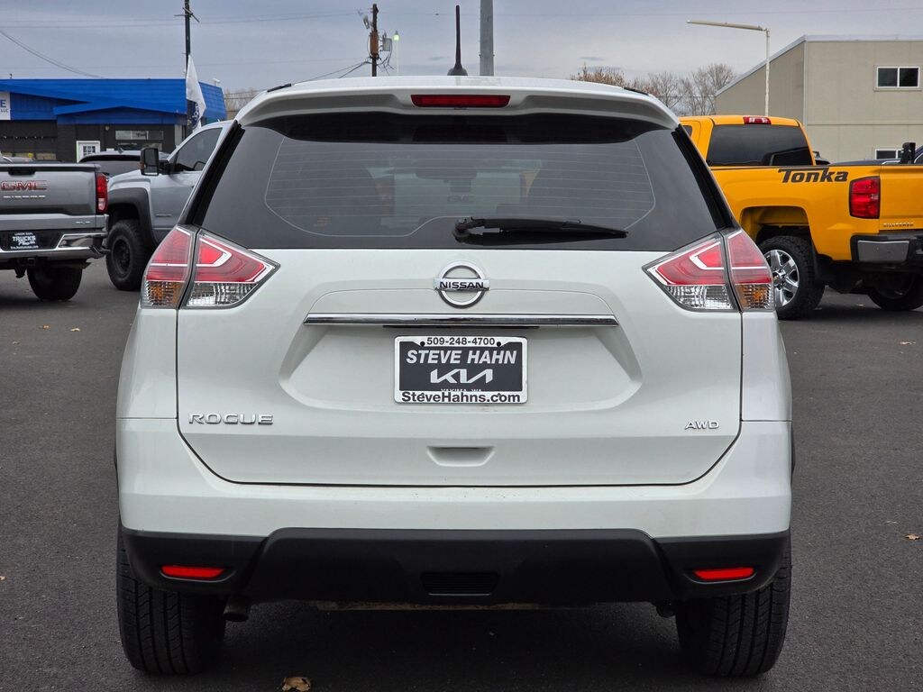 Used 2016 Nissan Rogue S SUV