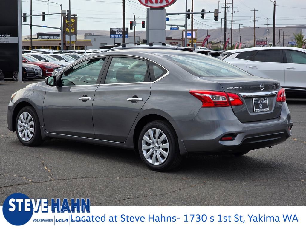 2019 Nissan Sentra S photo 2