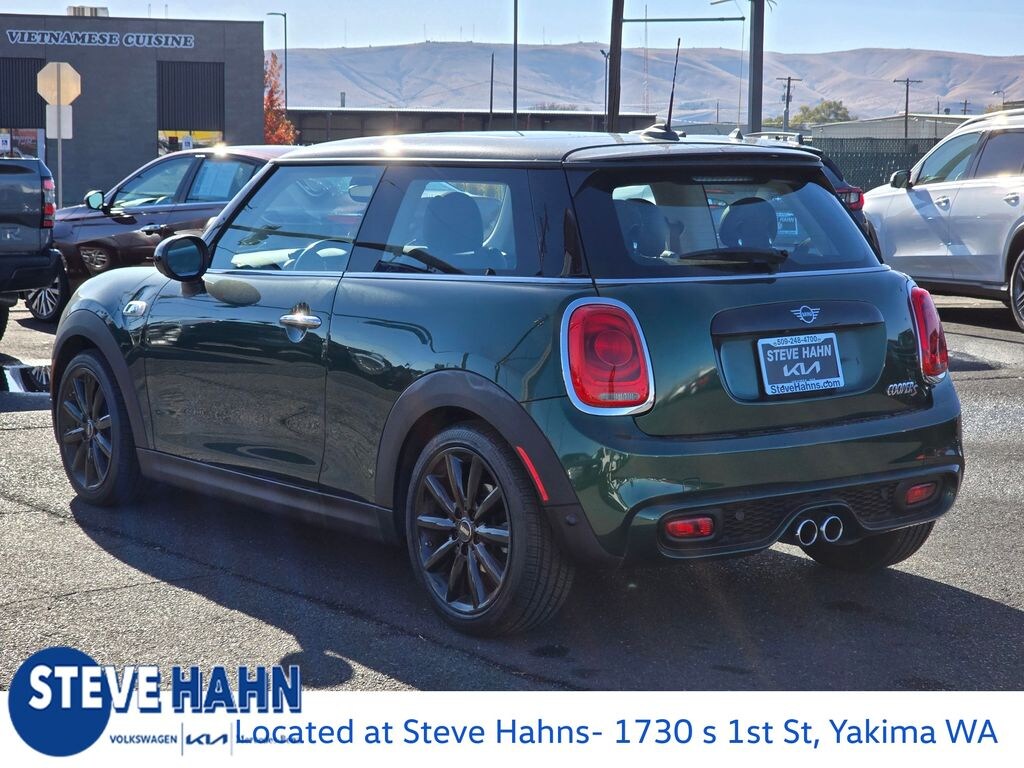 Used 2019 MINI Cooper S  Hatchback