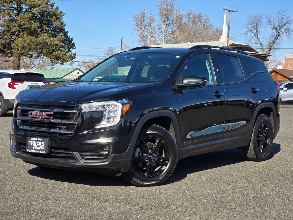 Used 2023 GMC Terrain AT4 SUV