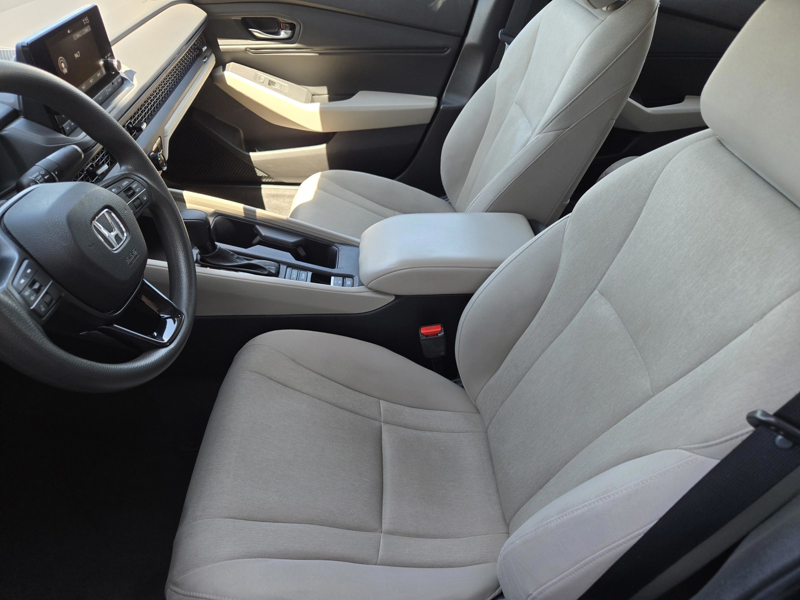 2024 Honda Accord EX - Photo 11
