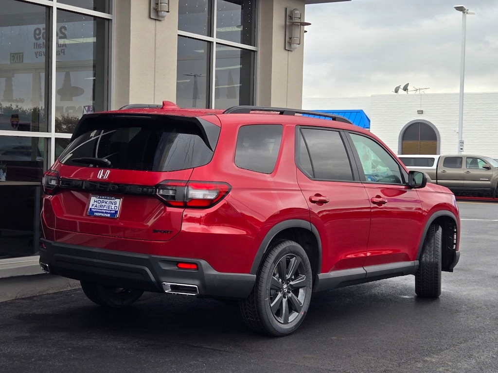 New 2025 Honda Pilot Sport SUV