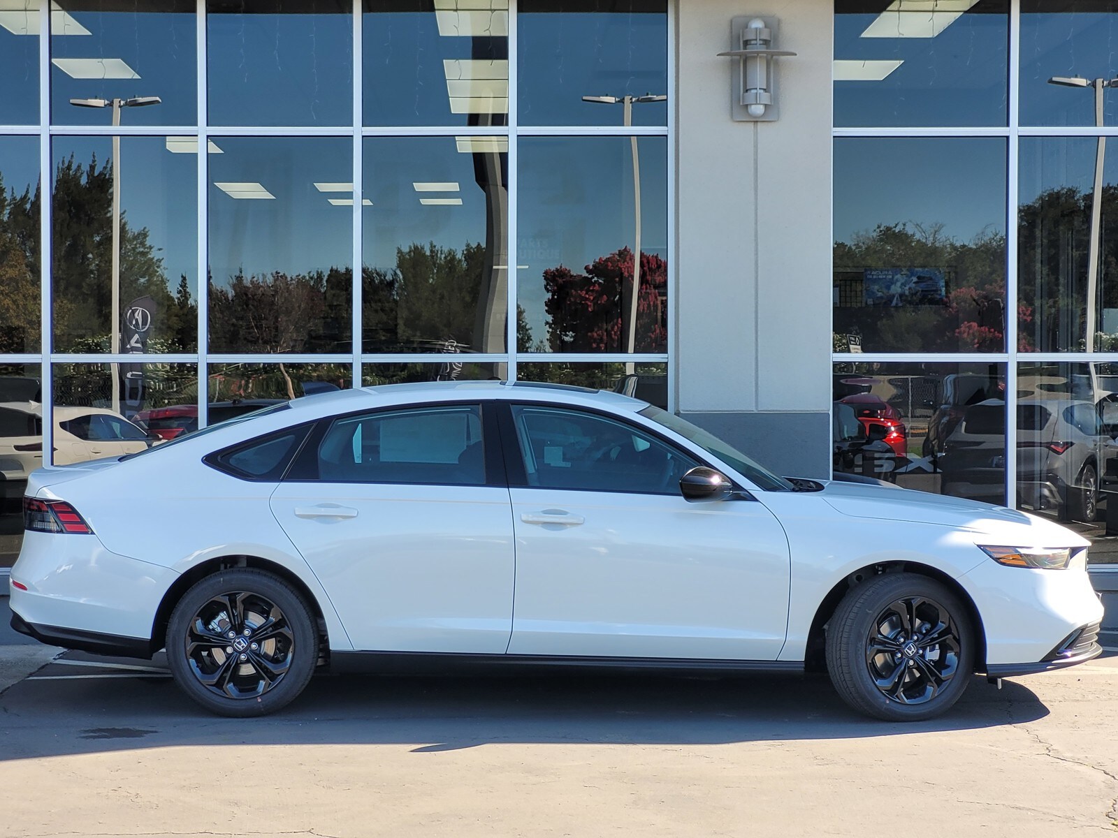 2025 Honda Accord SE photo 4