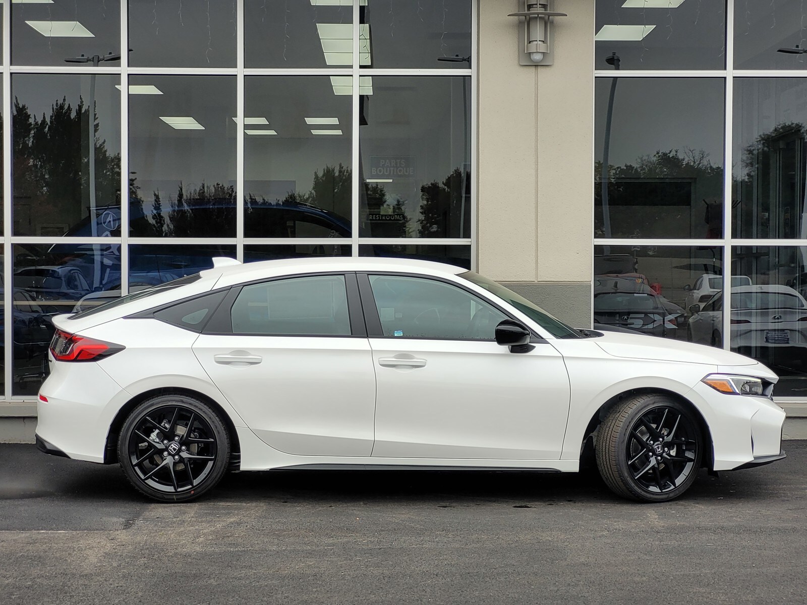 2026 Honda Civic Sport Hatchback photo 4