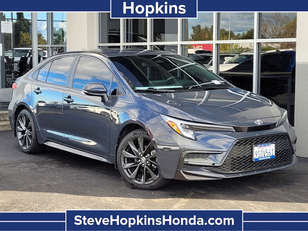 Used 2024 Toyota Corolla SE Sedan