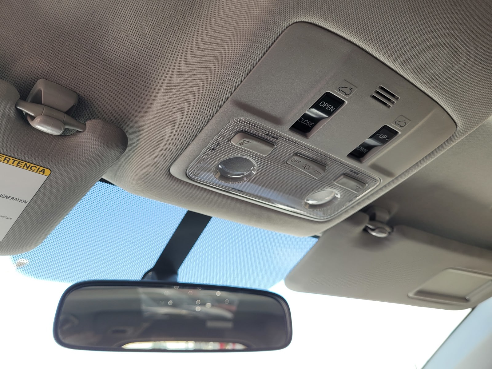 2013 Toyota RAV4 XLE - Photo 25