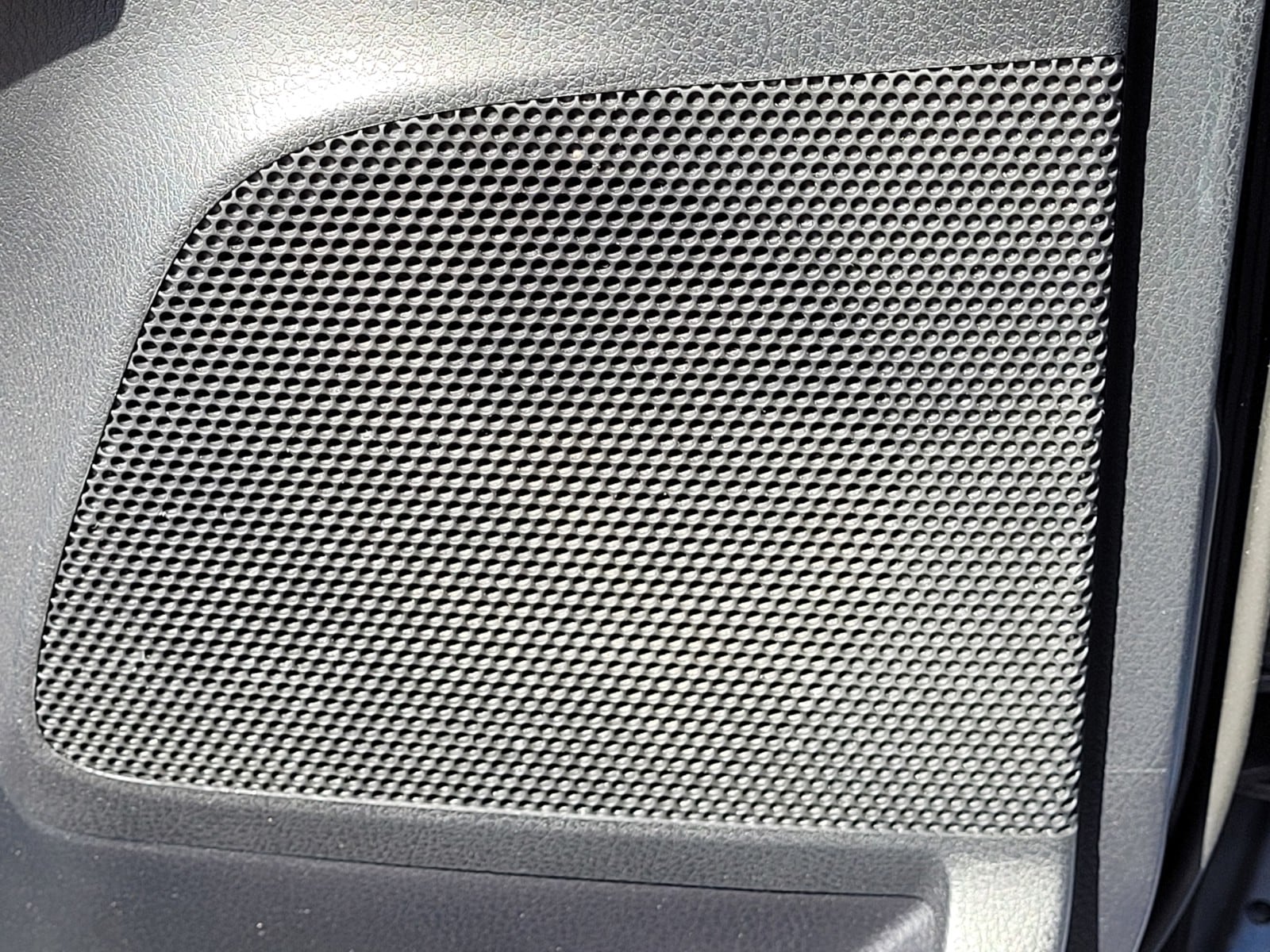 2013 Toyota RAV4 XLE - Photo 14
