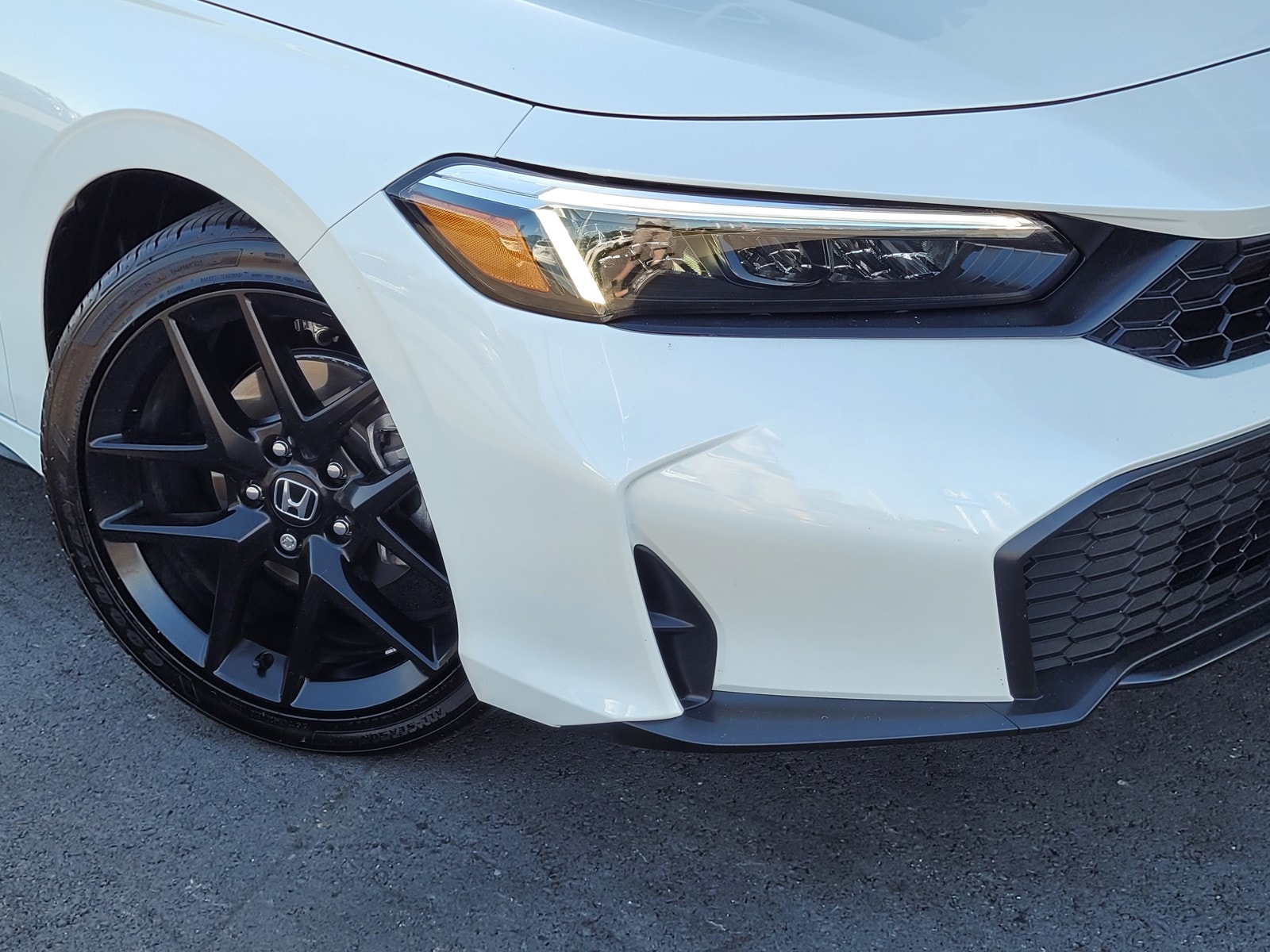 2026 Honda Civic Sport photo 6