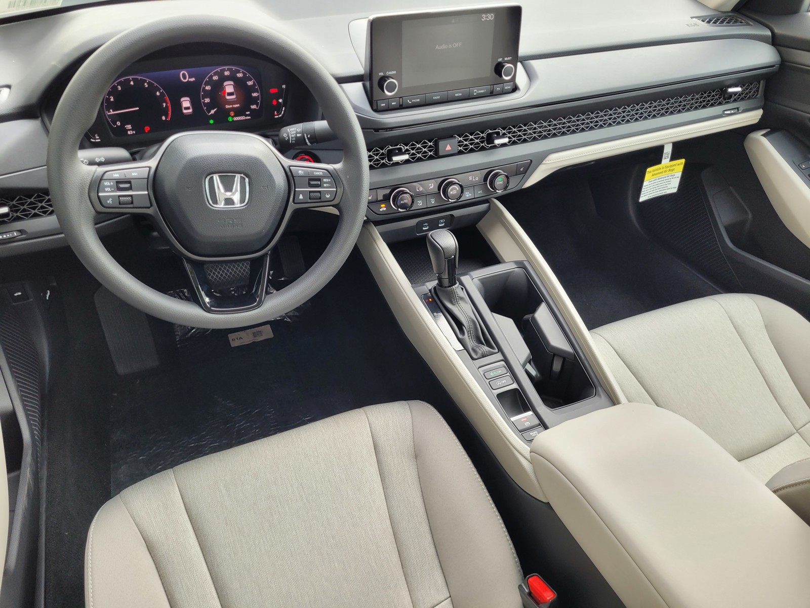 2025 Honda Accord SE - Photo 7