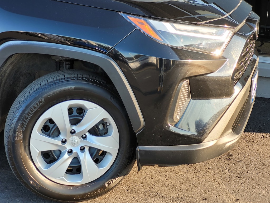 Used 2024 Toyota RAV4 LE SUV