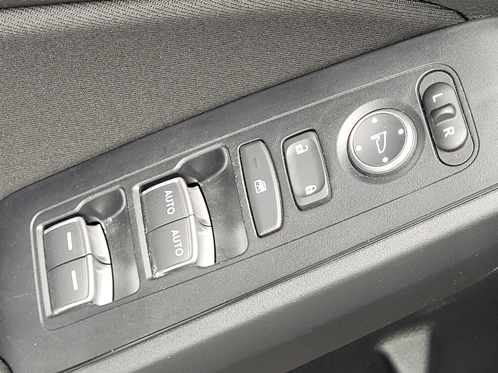 2024 Honda Civic LX - Photo 12