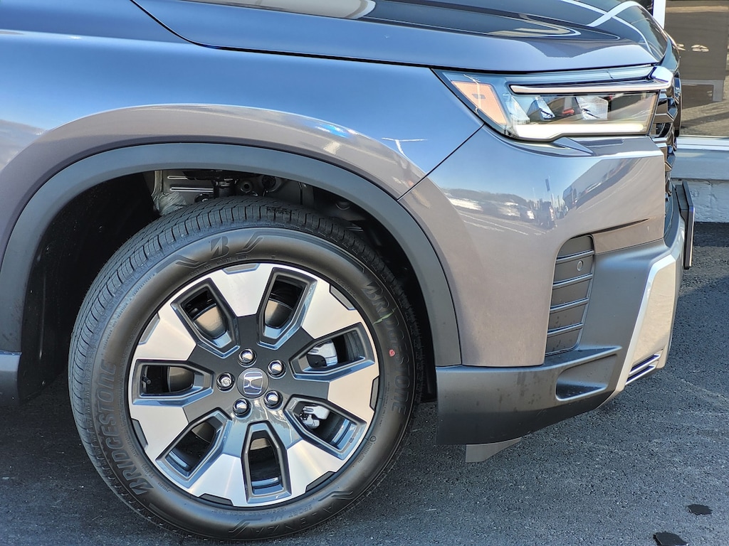 New 2026 Honda Pilot Touring SUV