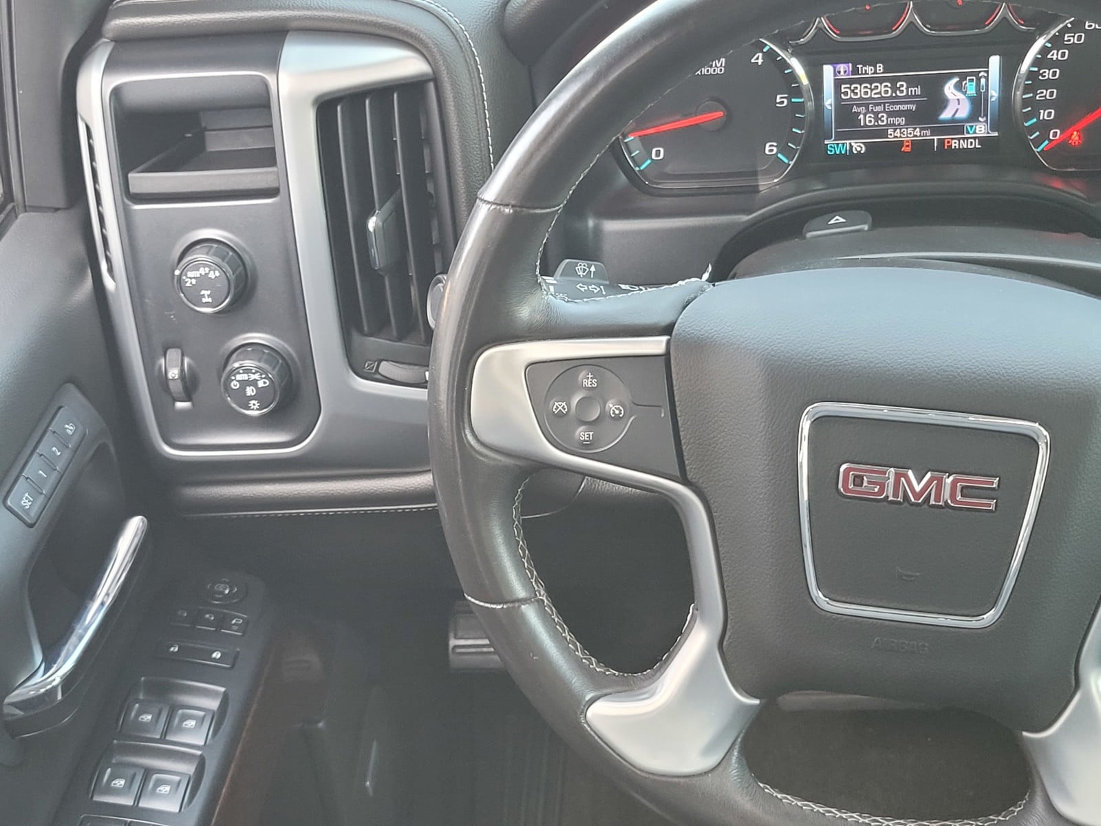 2018 GMC Sierra 1500 SLT - Photo 11
