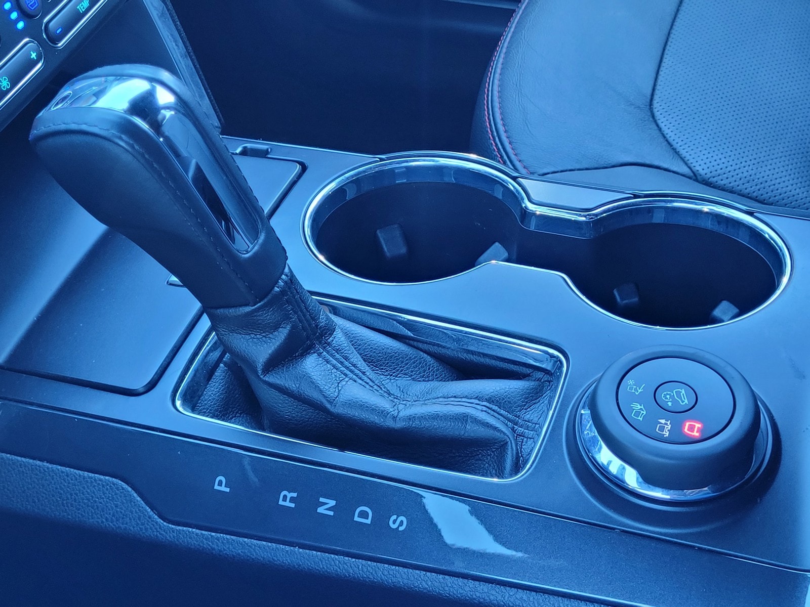2018 Ford Explorer Sport - Photo 16