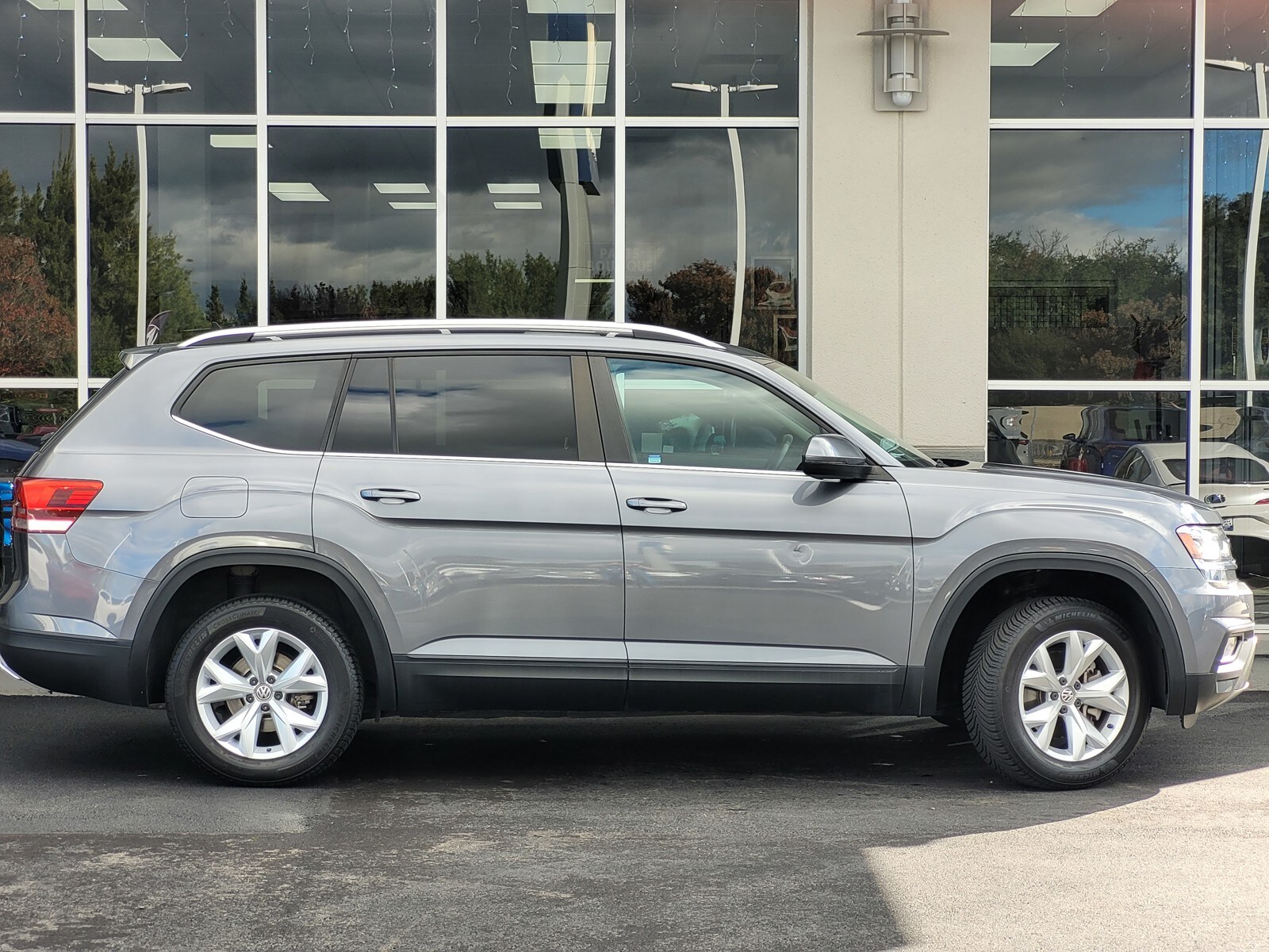 2018 Volkswagen Atlas V6 SE photo 4