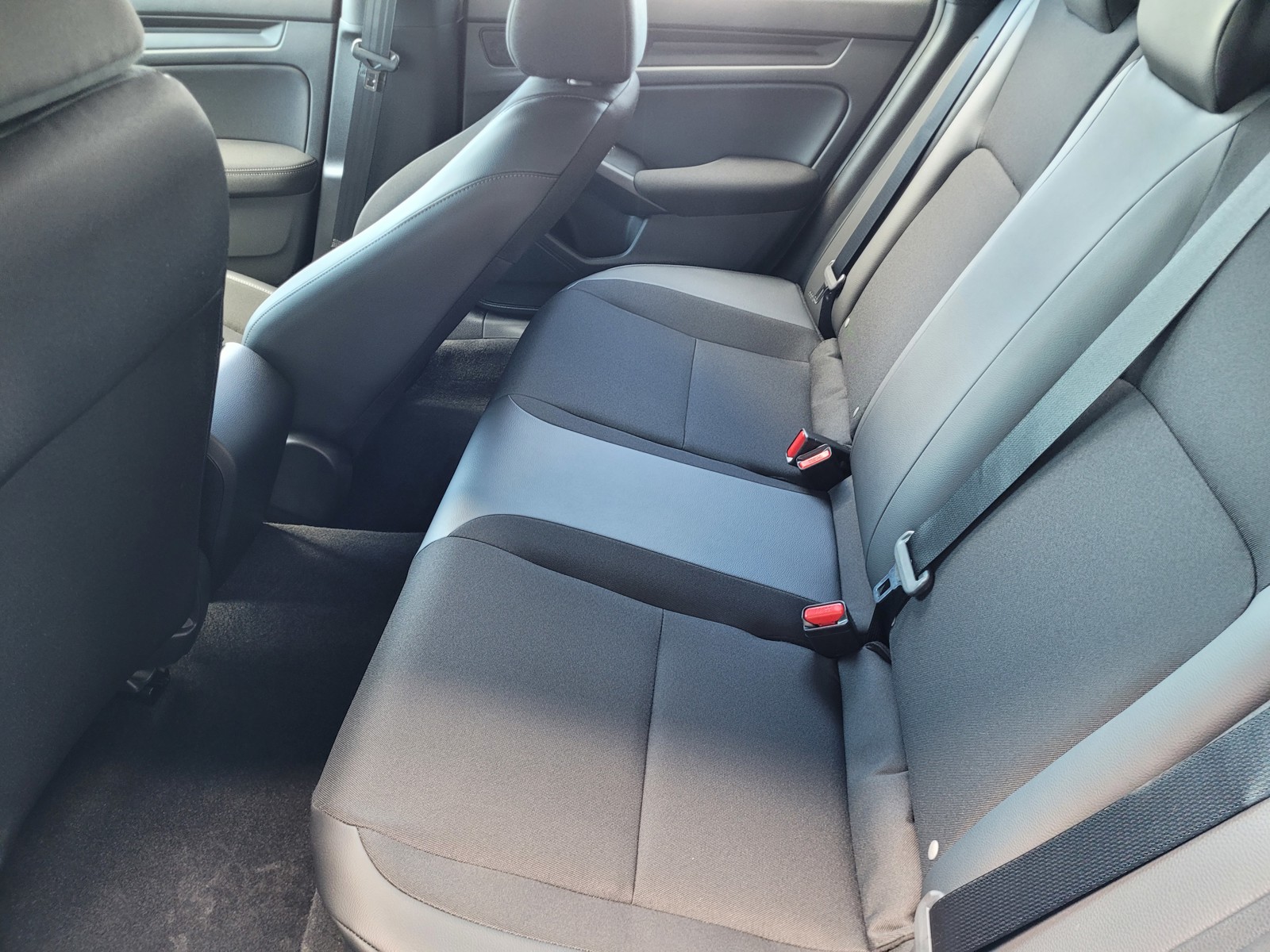 2026 Honda Civic Sport photo 3