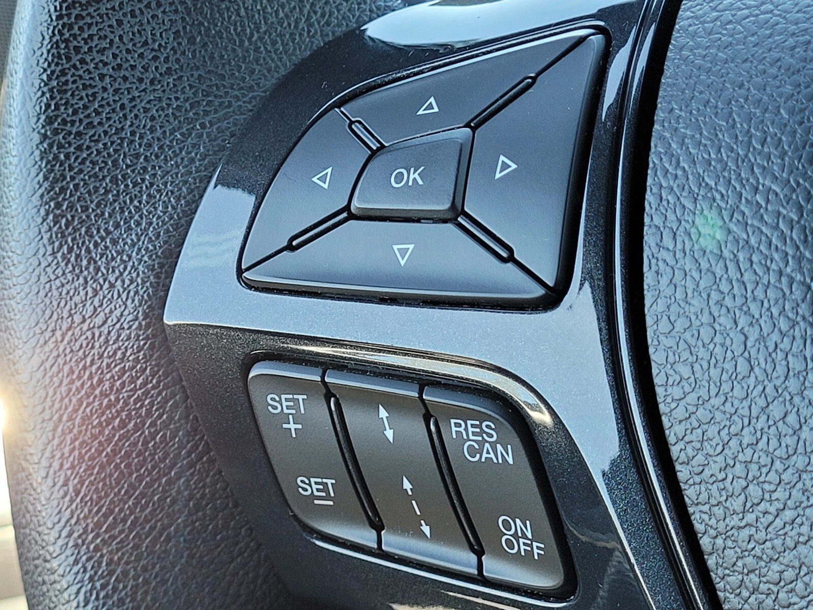 2018 Ford Explorer Sport - Photo 25