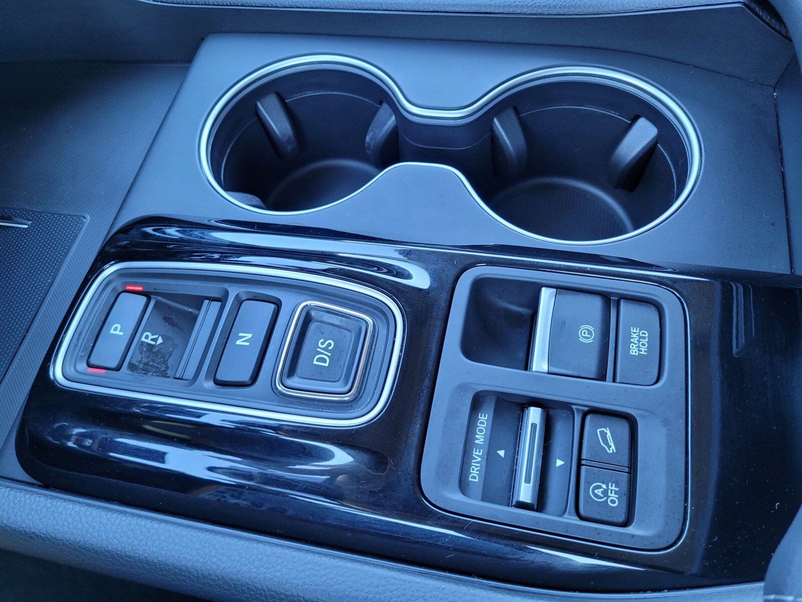 2025 Honda Pilot Elite - Photo 15