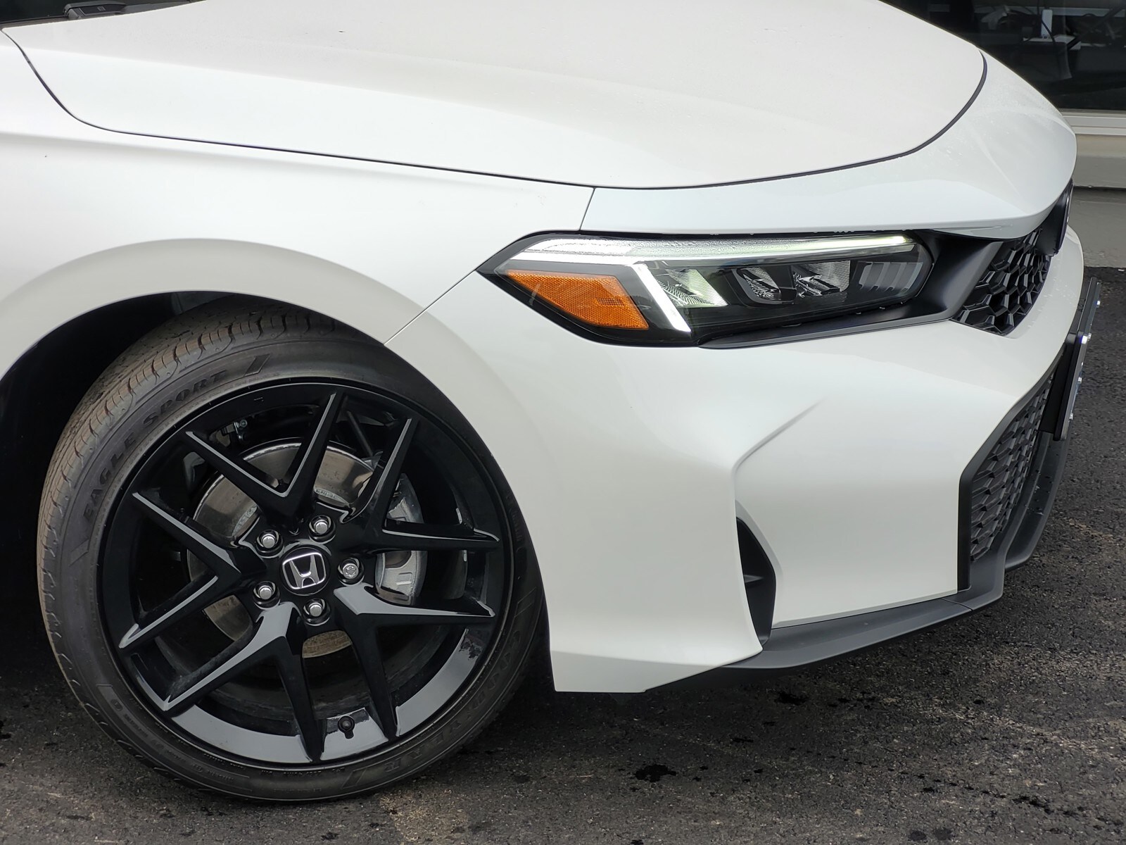 2026 Honda Civic Sport Hatchback photo 3