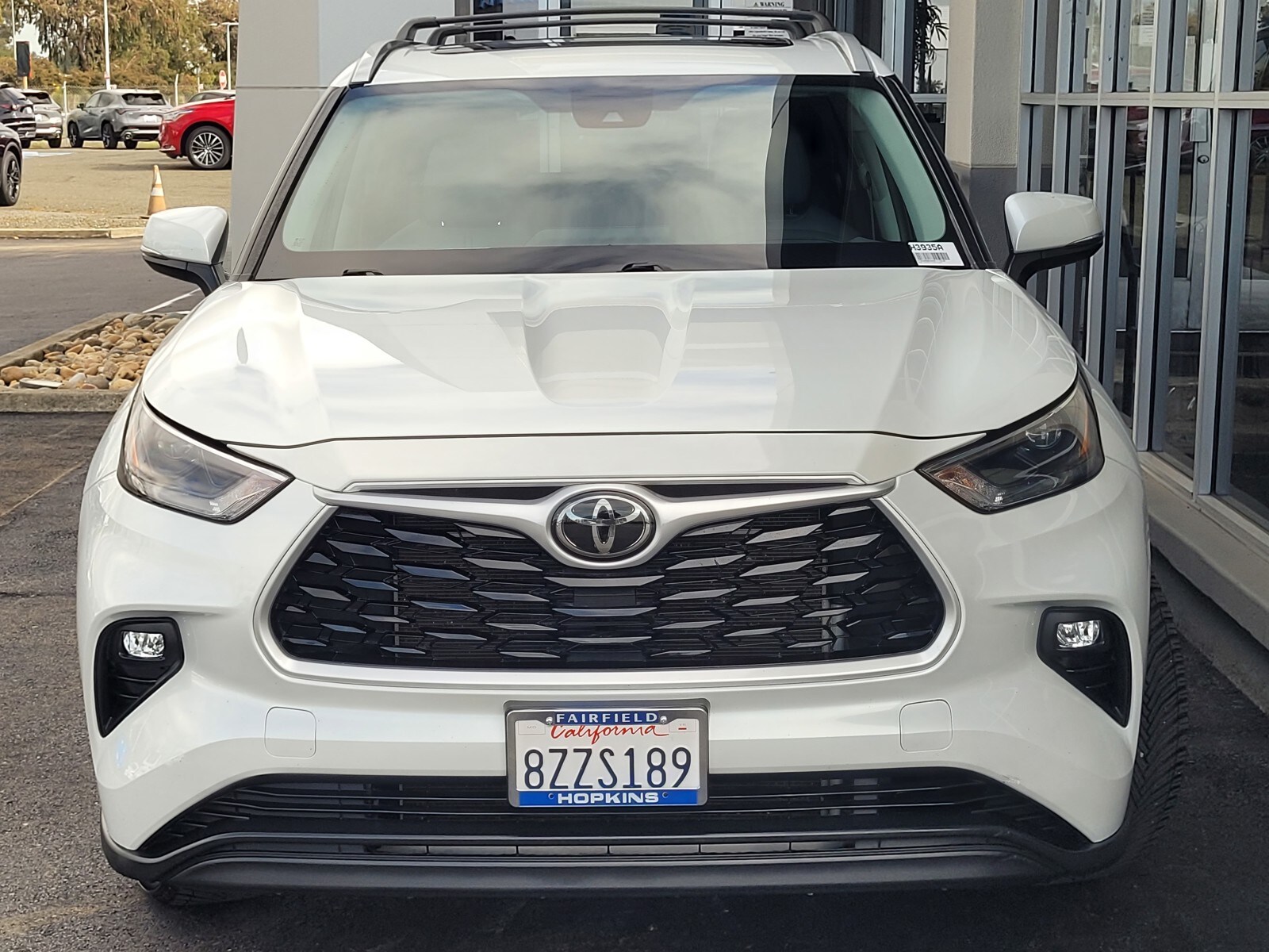 2022 Toyota Highlander XLE photo 2