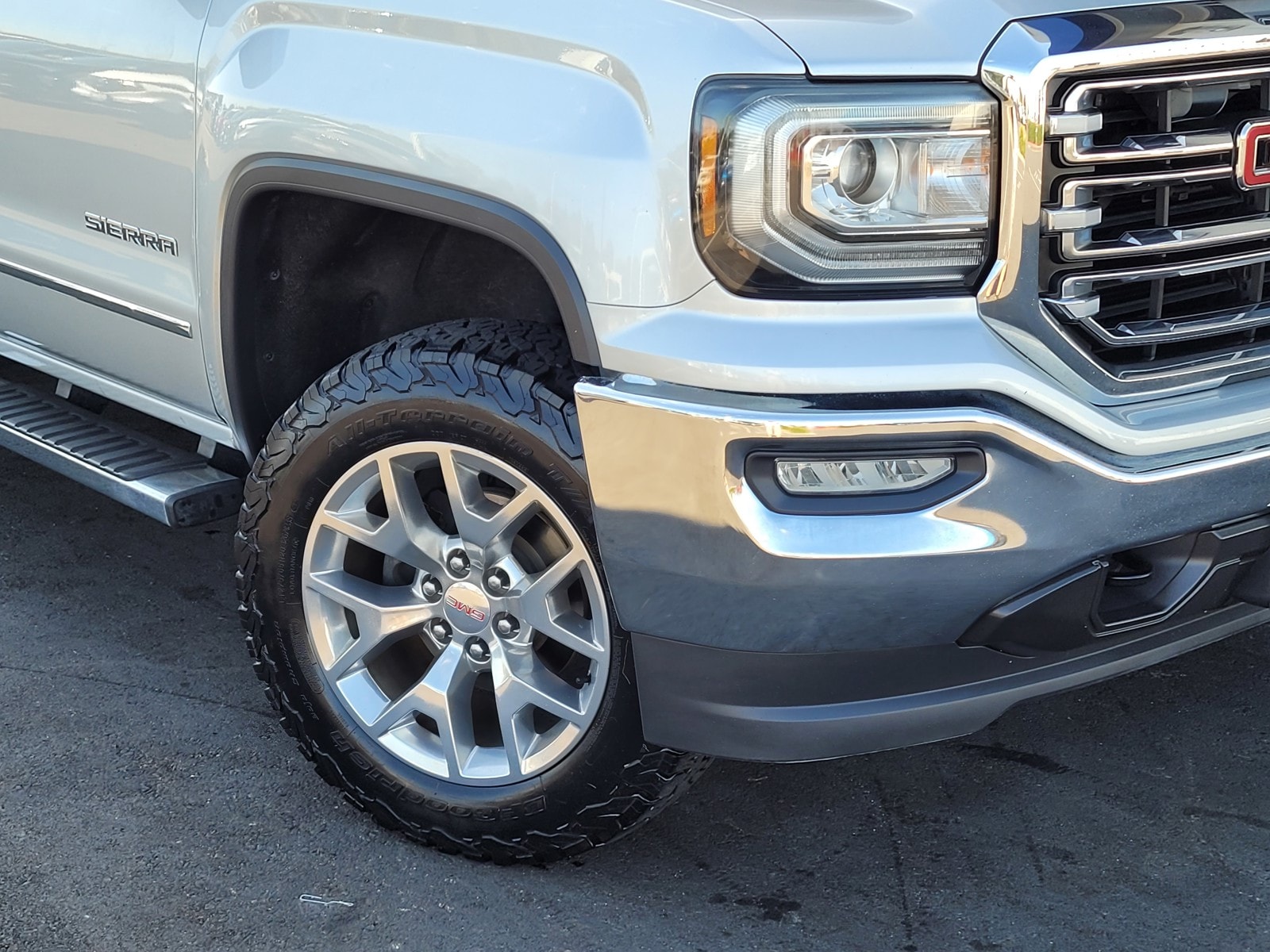 2018 GMC Sierra 1500 SLT - Photo 6
