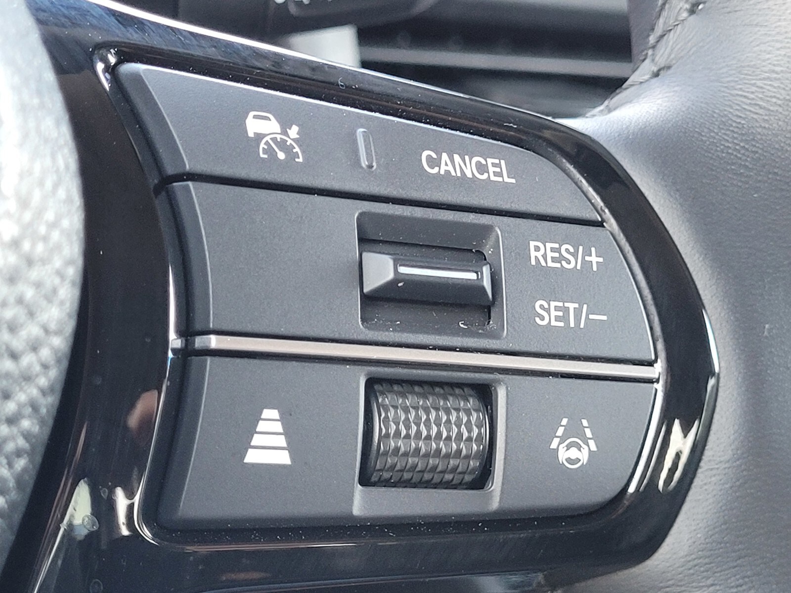 2025 Honda Pilot Elite - Photo 22