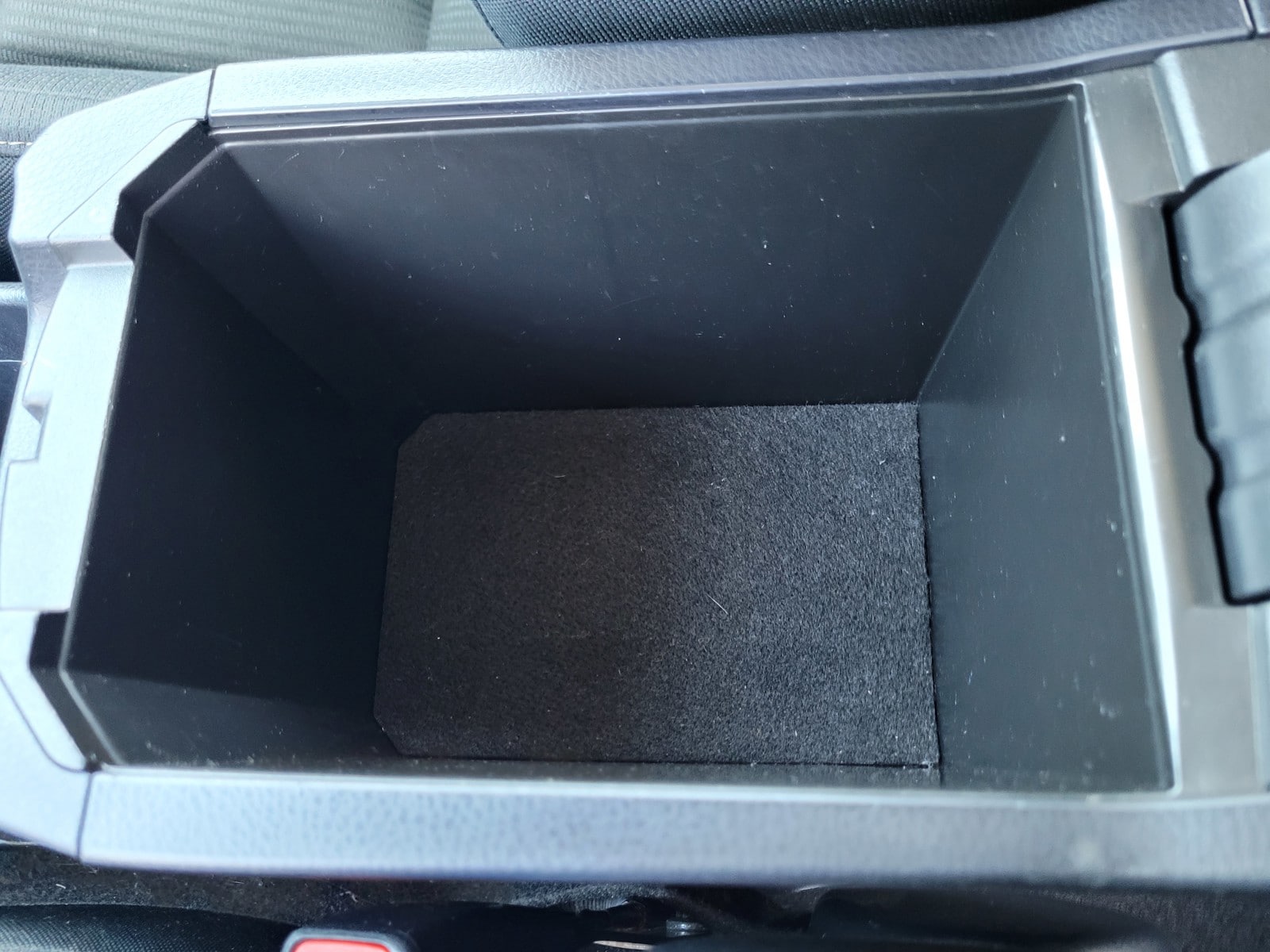 2013 Toyota RAV4 XLE - Photo 16