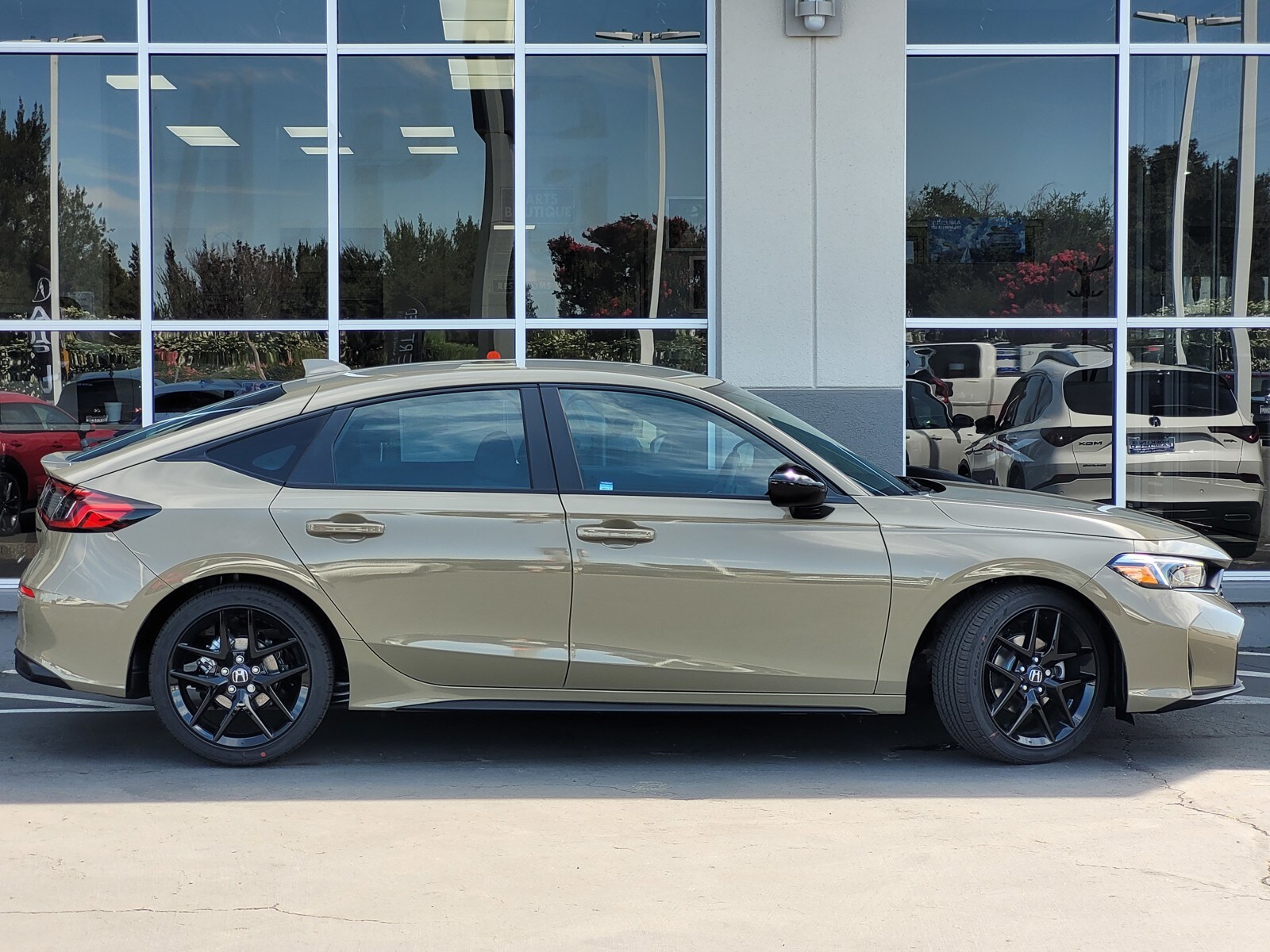 2026 Honda Civic Sport Hatchback photo 4