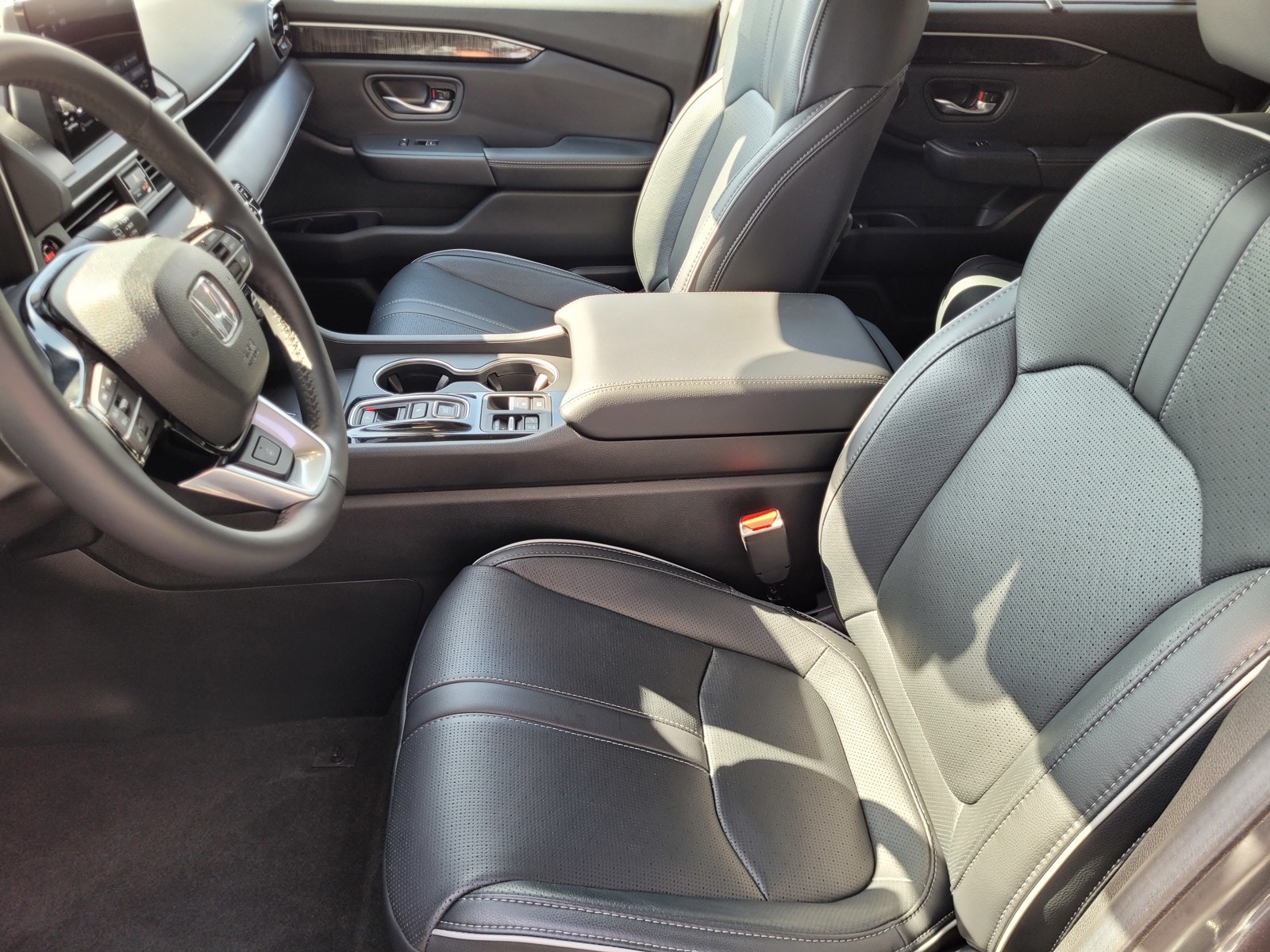 2025 Honda Pilot Elite - Photo 10