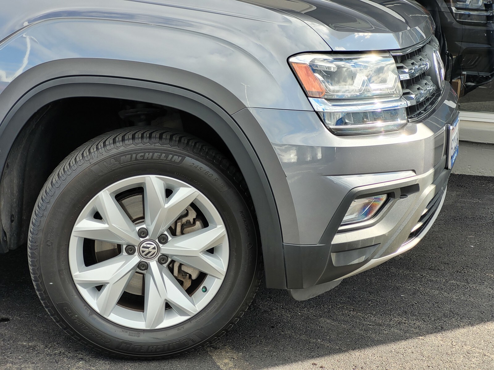 2018 Volkswagen Atlas V6 SE photo 3