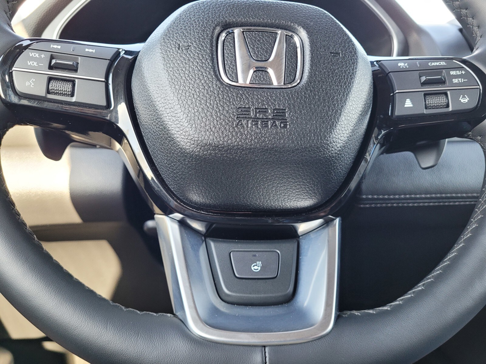 2025 Honda Pilot Elite - Photo 24