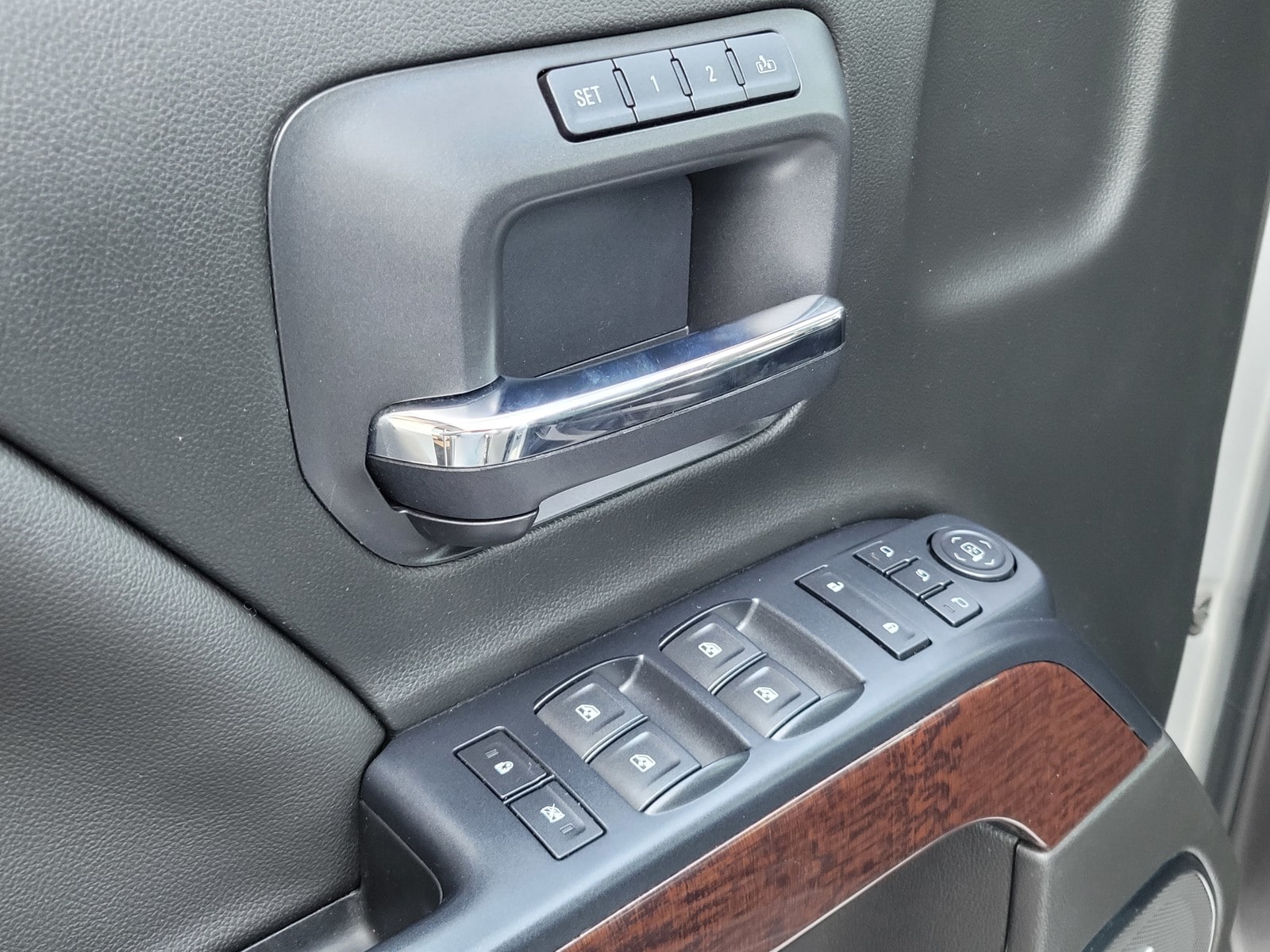 2018 GMC Sierra 1500 SLT - Photo 15