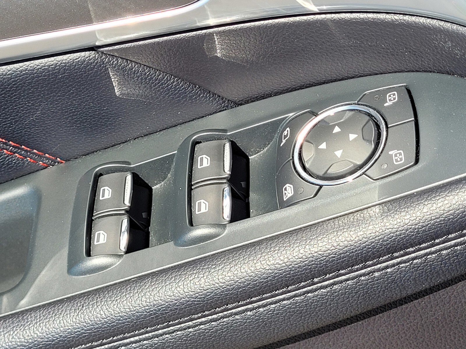 2018 Ford Explorer Sport - Photo 14