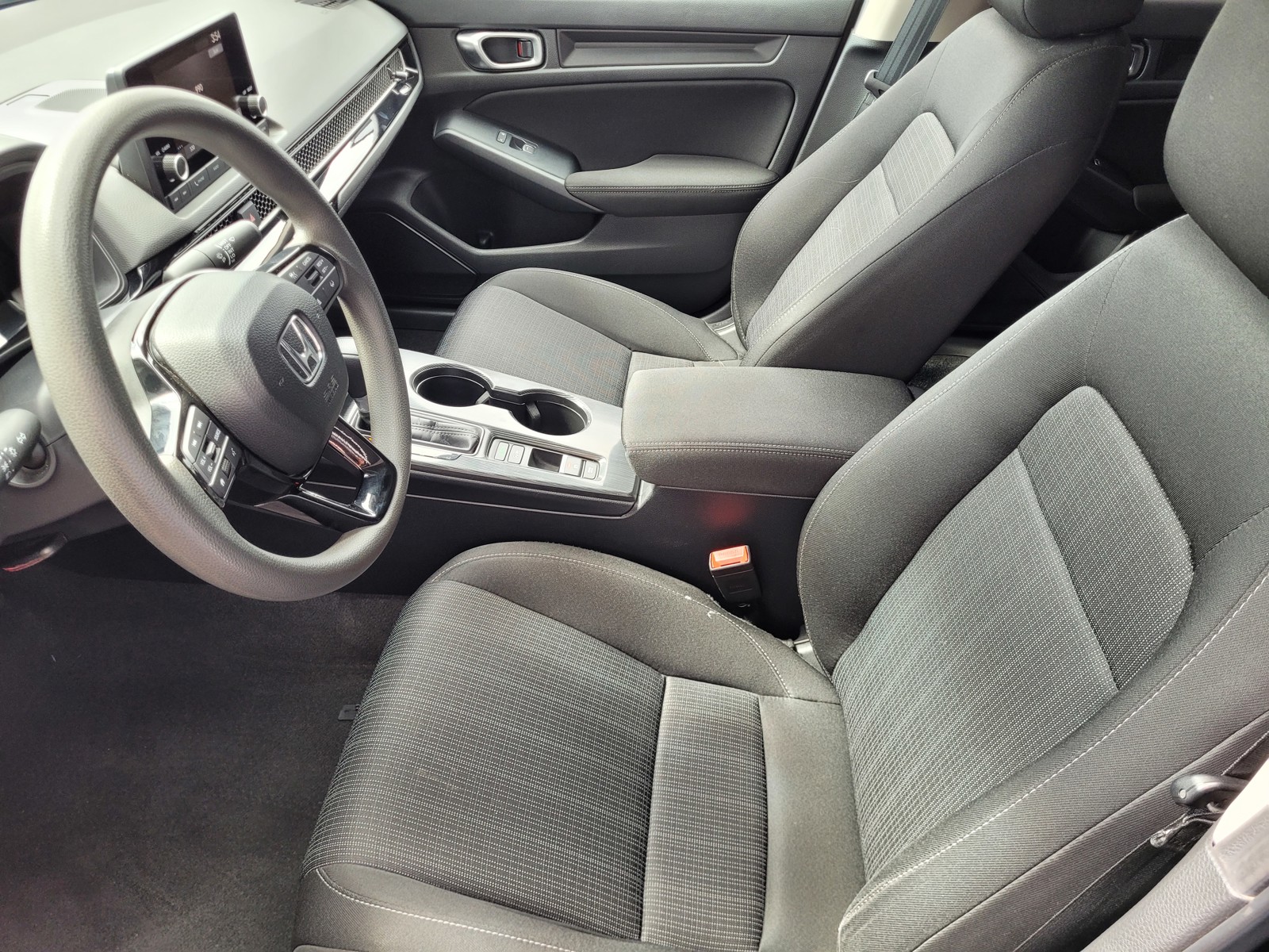 2024 Honda Civic LX - Photo 9