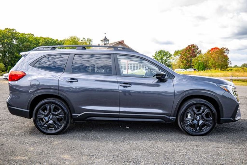 Used 2025 Subaru Ascent Onyx Edition Touring 7-Passenger SUV