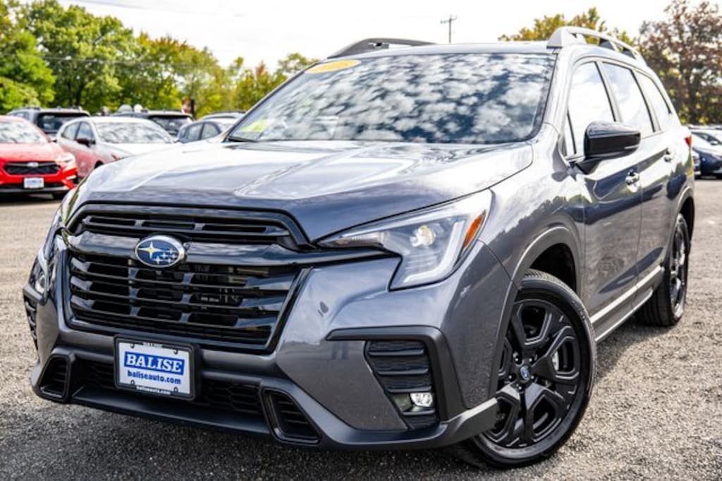 Used 2025 Subaru Ascent Onyx Edition Touring 7-Passenger SUV