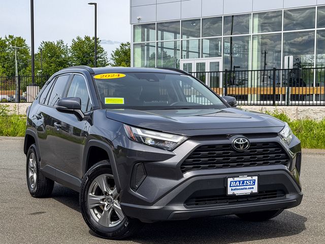 2024 Toyota RAV4 XLE AWD's photo