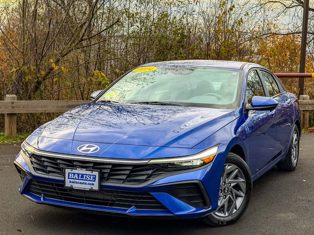 Used 2024 Hyundai Elantra SEL with VIN KMHLM4DG0RU653252 for sale in Hadley, MA