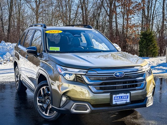 2025 Subaru Forester Limited's photo