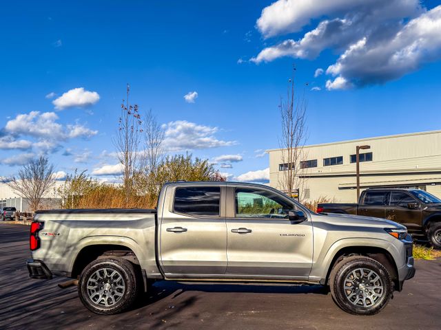2024 Chevrolet Colorado LT photo 4