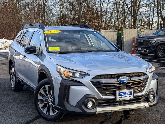 2023 Subaru Outback Limited's photo