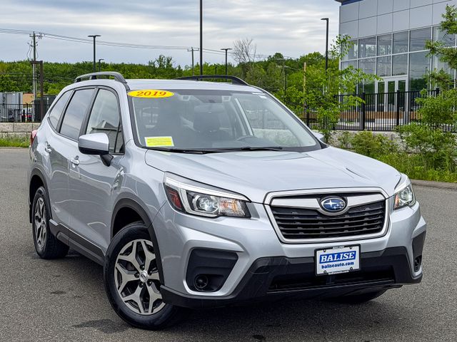 2019 Subaru Forester Premium's photo