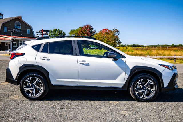 2024 Subaru Crosstrek Premium photo 4