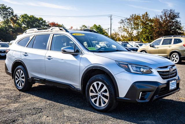 2021 Subaru Outback Premium photo 3