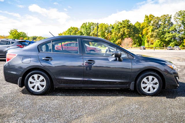 2016 Subaru Impreza 2.0i photo 4