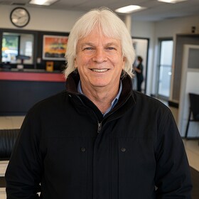 Staff member Roger Dugas from ID_31ae39893e4e