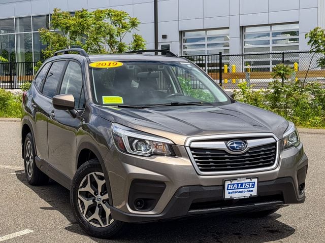 2019 Subaru Forester Premium's photo