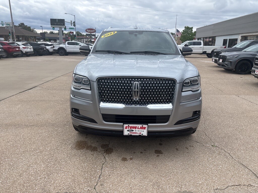 2022 Lincoln Navigator L Reserve photo 3
